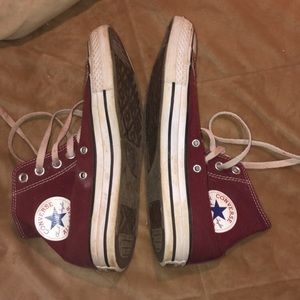 Maroon high top converse